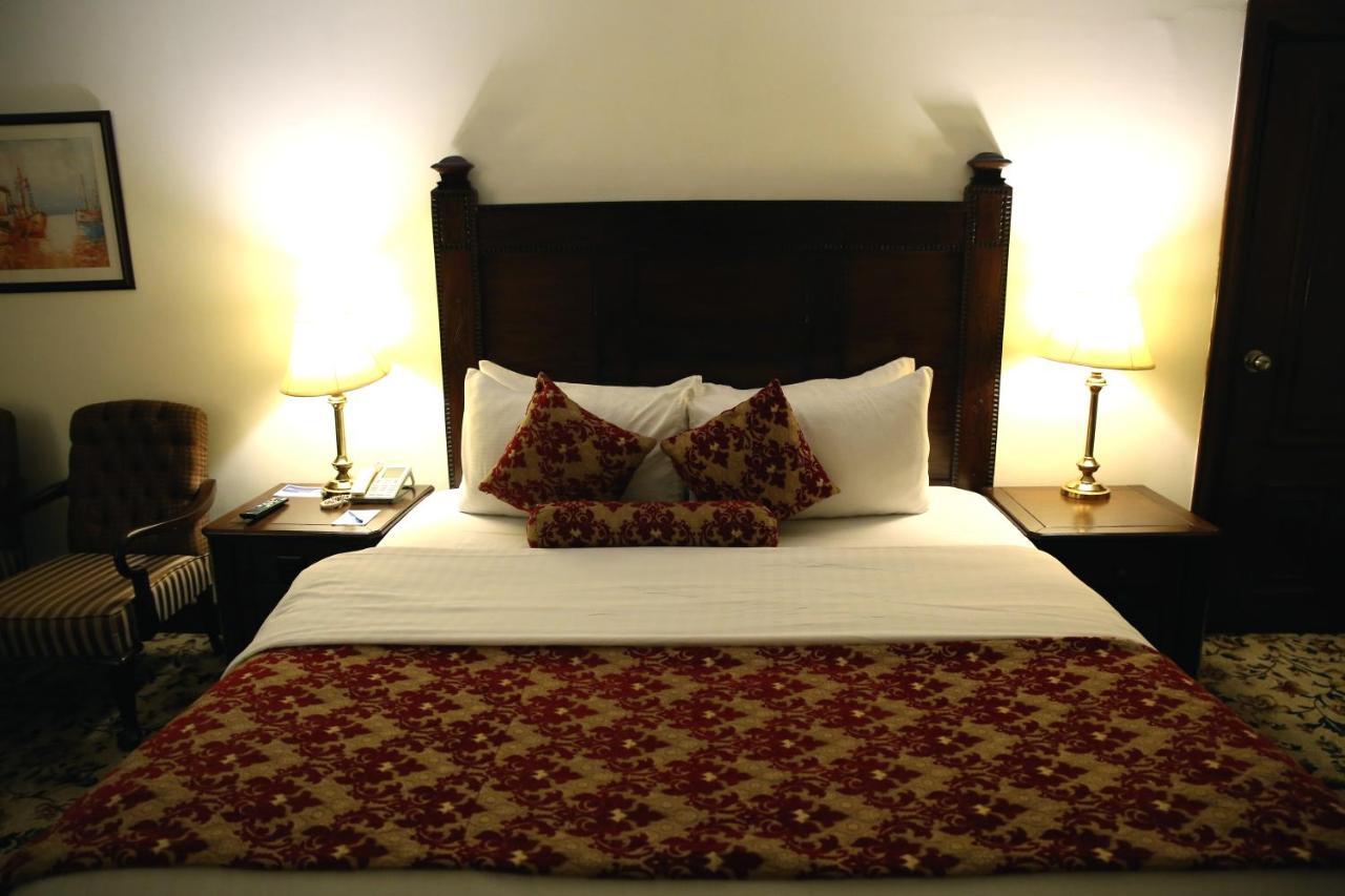 Hotel Hillview Islamabad Exterior photo