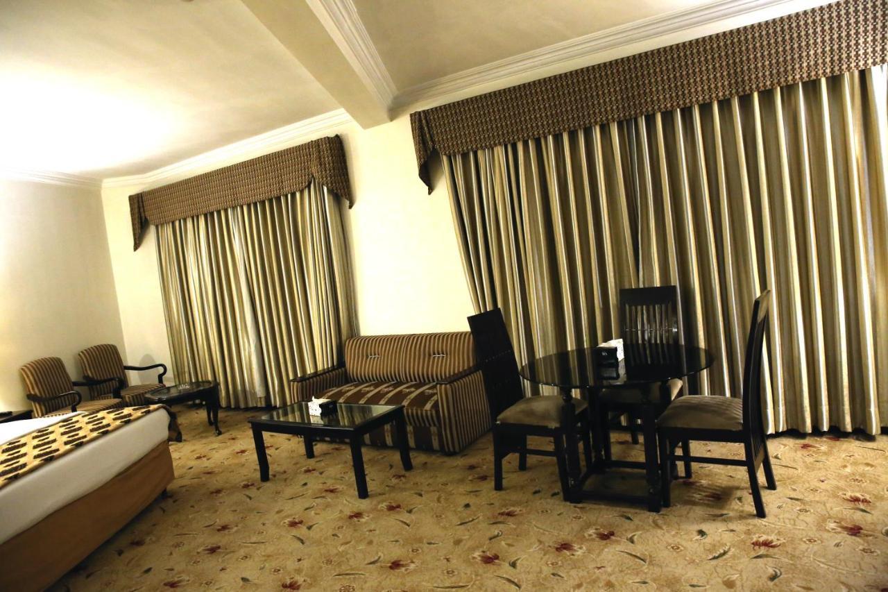 Hotel Hillview Islamabad Exterior photo