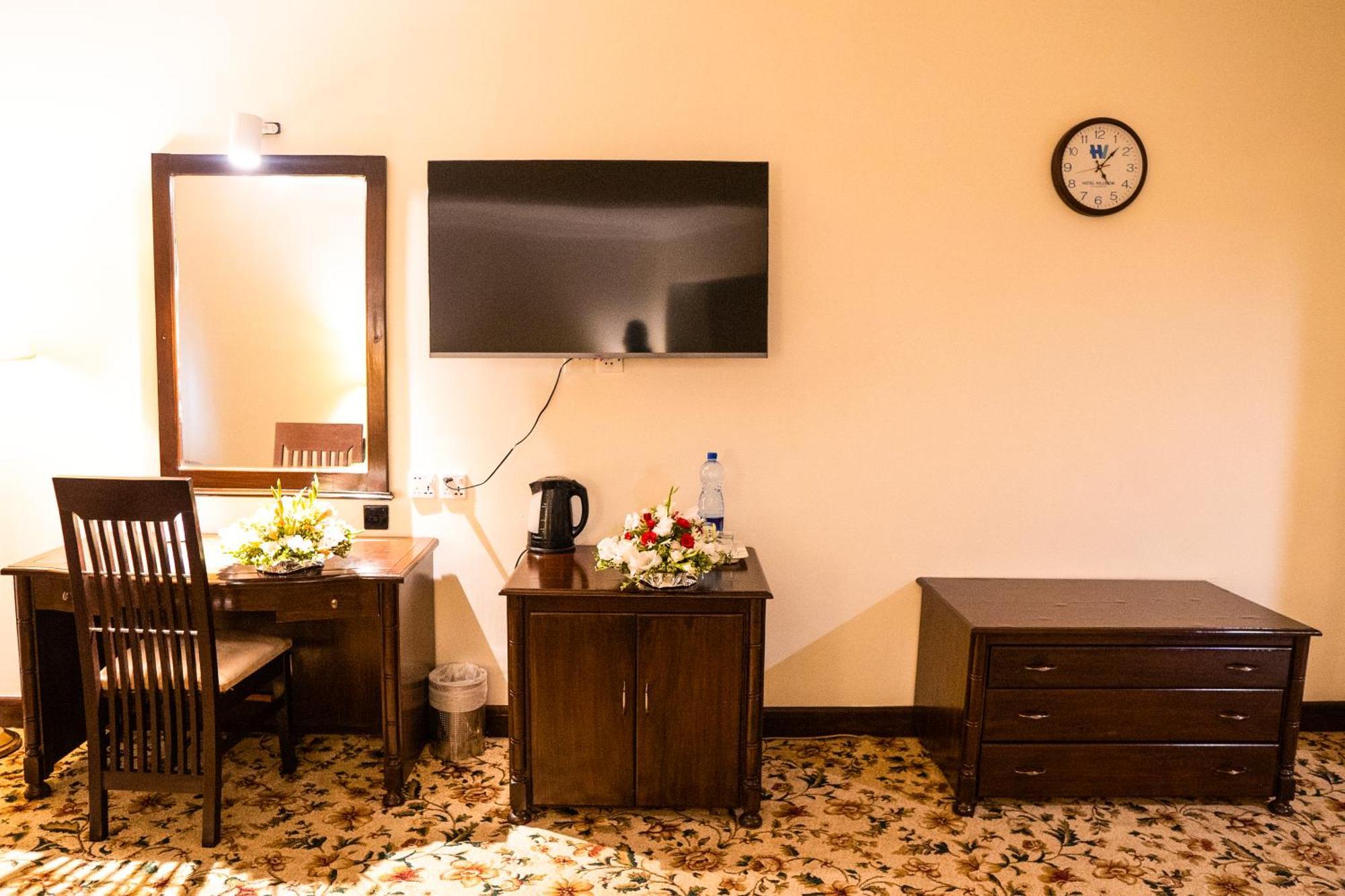 Hotel Hillview Islamabad Exterior photo